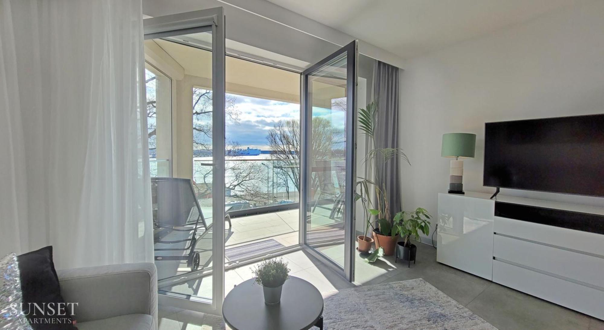 Sunset Apartments - Flotylla. Widok Na Port + Parking. 슈비노우이스쳬 외부 사진