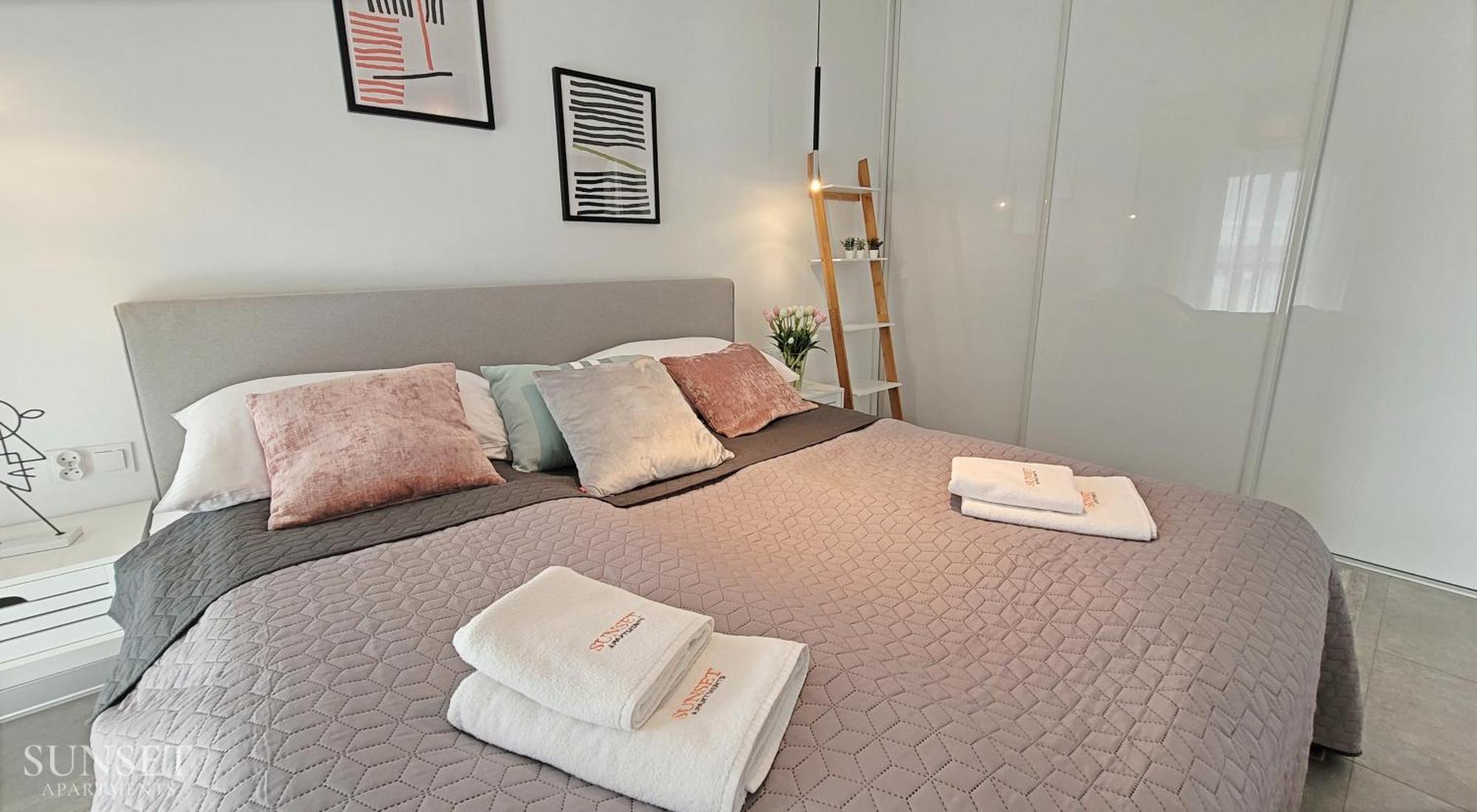 Sunset Apartments - Flotylla. Widok Na Port + Parking. 슈비노우이스쳬 외부 사진