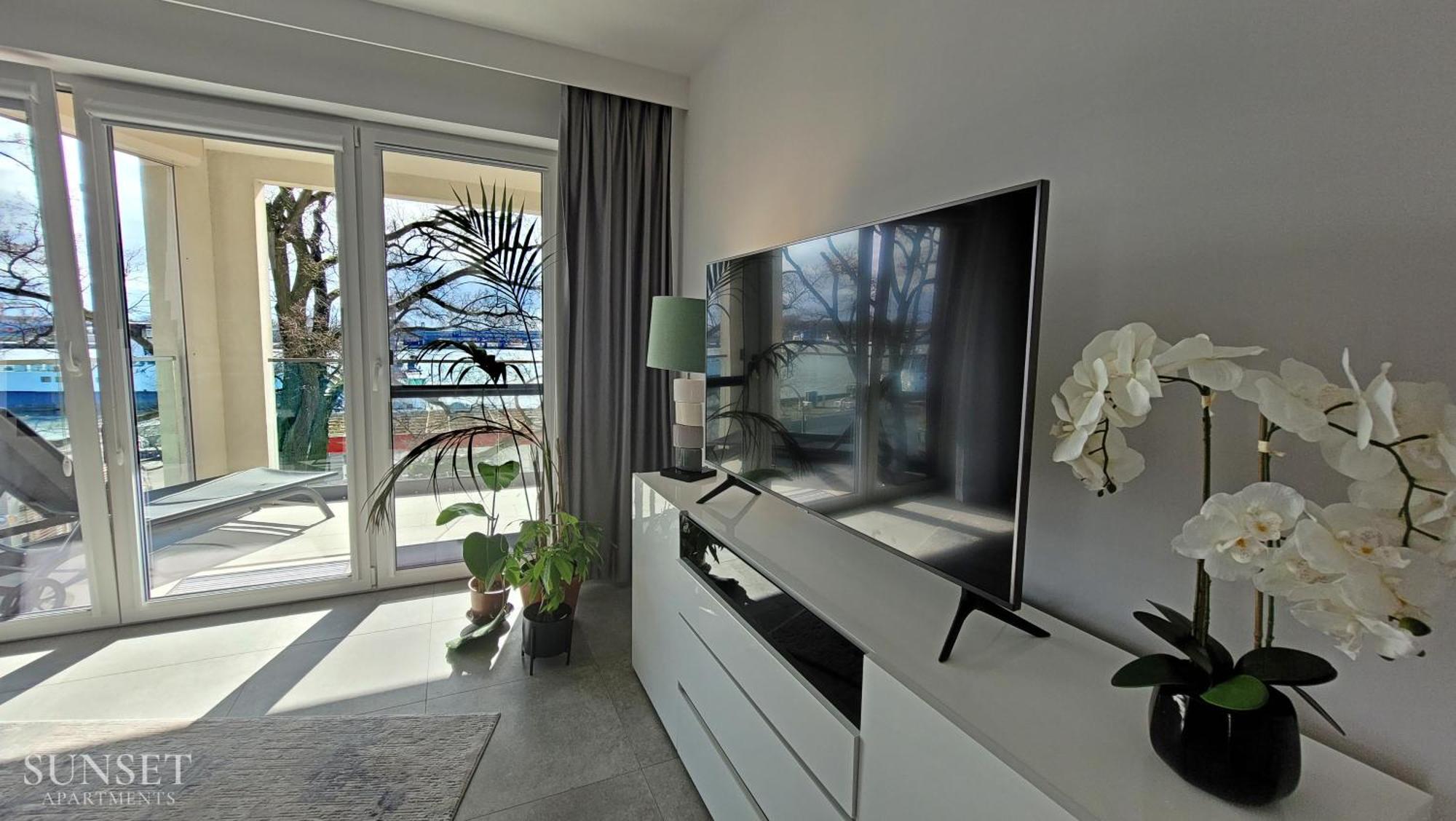 Sunset Apartments - Flotylla. Widok Na Port + Parking. 슈비노우이스쳬 외부 사진