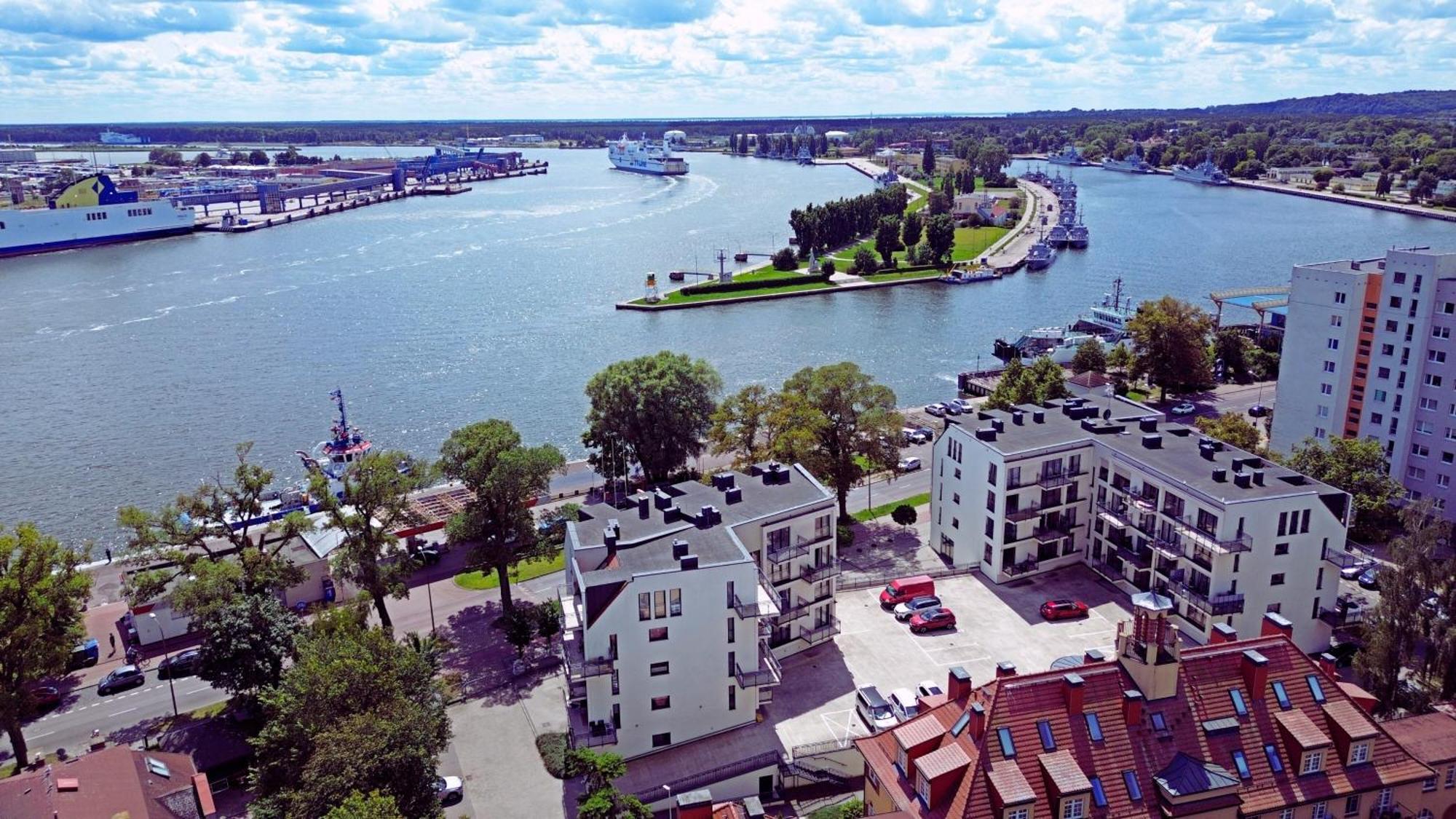 Sunset Apartments - Flotylla. Widok Na Port + Parking. 슈비노우이스쳬 외부 사진
